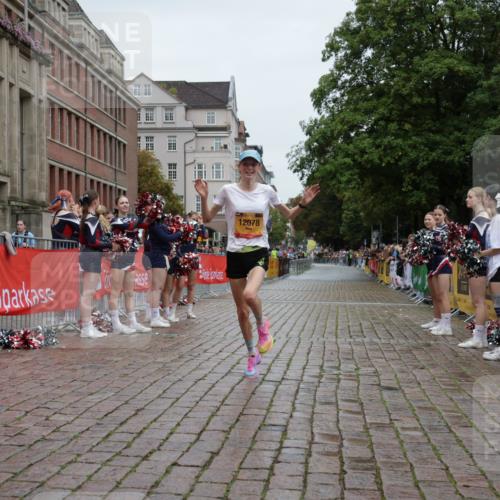 13.09.2026 - Kiel Lauf Yannick Fuchs http://msf.ph/oto/10443556 13.09.2026 12:07:20 Ziel 12078, 12459, 5248 meine-sportfotos.de