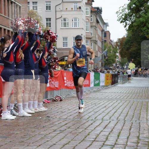 13.09.2026 - Kiel Lauf Yannick Fuchs http://msf.ph/oto/10443628 13.09.2026 12:09:29 Ziel 1201, 3904 meine-sportfotos.de