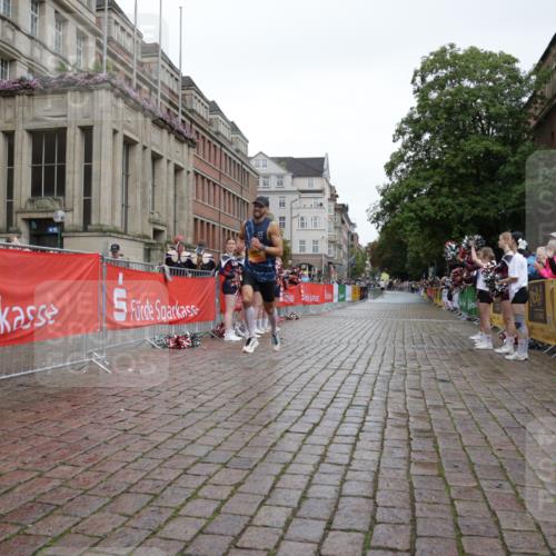 13.09.2026 - Kiel Lauf Yannick Fuchs http://msf.ph/oto/10443646 13.09.2026 12:09:31 Ziel 1201, 3904 meine-sportfotos.de