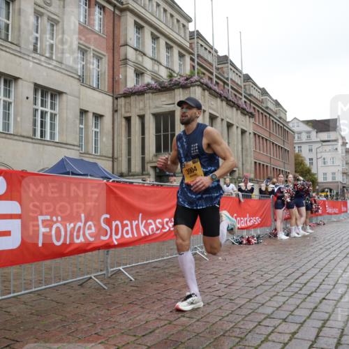 13.09.2026 - Kiel Lauf Yannick Fuchs http://msf.ph/oto/10443658 13.09.2026 12:09:31 Ziel 1201, 3904 meine-sportfotos.de