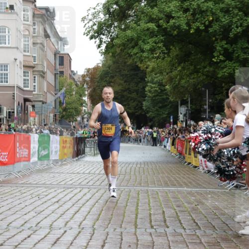 13.09.2026 - Kiel Lauf Yannick Fuchs http://msf.ph/oto/10443687 13.09.2026 12:09:52 Ziel 1201 meine-sportfotos.de