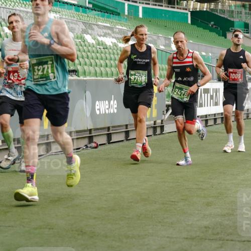 13.09.2026 - 21. swb-Marathon Bremen Michael Burmester http://msf.ph/oto/10443699 13.09.2026 12:44:42 Laufen im Stadion 280, 339, 474, 493, 508, 623, 678, 681, 715, 788, 819, 969, 1264, 1301, 1335, 1372, 1498, 1696, 1770, 1937, 1975, 2020, 2098, 3092, 3271, 3500, 3609, 3688, 4118, 4328, 4739, 4904, 5092, 5143, 5199, 5369, 5601, 5776, 5996, 6359, 6579, 6973, 7015, 7170, 7206, 7265, 7478, 7715, 7841, 7950, 8028, 8054, 8096, 8689, 8850, 9070, 9129, 9137, 9153, 9233, 9306, 9583, 9642, 9849, 13063, 13168, 13237, 126, 371, 603, 640, 650, 671, 735, 744, 862, 912, 957, 1136, 1411, 1667, 1822, 1850 meine-sportfotos.de