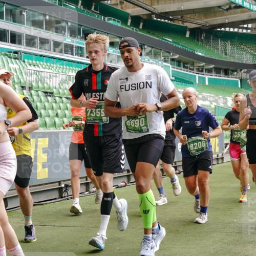 13.09.2026 - 21. swb-Marathon Bremen Michael Burmester http://msf.ph/oto/10443754 13.09.2026 13:07:34 Laufen im Stadion 109, 132, 156, 287, 303, 310, 372, 454, 489, 551, 578, 607, 613, 682, 716, 800, 808, 809, 831, 834, 846, 884, 911, 922, 1083, 1173, 1189, 1205, 1210, 1285, 1322, 1364, 1365, 1369, 1387, 1395, 1437, 1532, 1545, 1574, 1600, 1688, 1823, 1831, 1841, 1848, 1854, 1871, 1909, 1926, 1938, 2003, 2070, 2090, 2215, 2219, 2229, 2275, 2283, 2318, 2356, 2366, 2405, 2440, 2492, 2565, 2611, 2635, 2699, 2707, 2721, 2727, 2731, 2755, 2782, 2802, 2818, 2831, 2866, 2902, 2911, 2949, 2960 meine-sportfotos.de