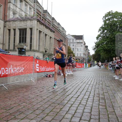 13.09.2026 - Kiel Lauf Yannick Fuchs http://msf.ph/oto/10443798 13.09.2026 12:10:39 Ziel 61, 2077, 2790, 7264, 2457 meine-sportfotos.de