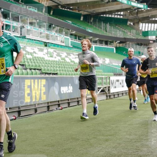 13.09.2026 - 21. swb-Marathon Bremen Michael Burmester http://msf.ph/oto/10443801 13.09.2026 10:28:44 Laufen im Stadion 10142, 10170, 10183, 10189, 10200, 10223, 10267, 10269, 10270, 10293, 10294, 10310, 10316, 10329, 10334, 10348, 10381, 10393, 10421, 10426, 10508, 10525, 10537, 10538, 10544, 10566, 10594, 10655, 10709, 10739, 10763, 10770, 10814, 10835, 10840, 10846, 10860, 10876, 10898, 10910, 10917, 10923, 10966, 10993, 11005, 11007, 11018, 11035, 11058, 11076, 11087, 11092, 11109, 11111, 11148, 11170 meine-sportfotos.de