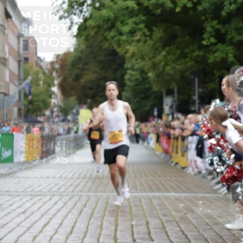 13.09.2026 - Kiel Lauf Yannick Fuchs http://msf.ph/oto/10443829 13.09.2026 12:10:42 Ziel 61, 2077, 2790, 7264, 1373, 1949, 2327, 2457, 4710, 11322, 12191 meine-sportfotos.de
