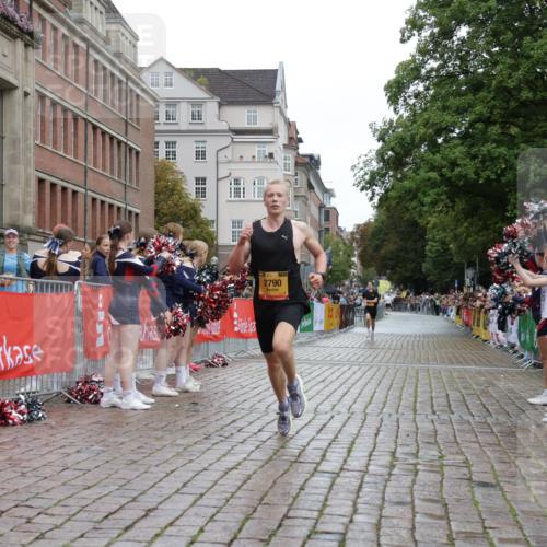13.09.2026 - Kiel Lauf Yannick Fuchs http://msf.ph/oto/10443869 13.09.2026 12:10:45 Ziel 61, 2077, 2790, 7264, 1373, 1949, 2327, 2457, 4710, 11322, 12191 meine-sportfotos.de