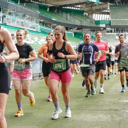 13.09.2026 - 21. swb-Marathon Bremen Michael Burmester http://msf.ph/oto/10443891 13.09.2026 13:07:36 Laufen im Stadion 109, 132, 156, 287, 303, 310, 372, 454, 489, 551, 578, 607, 613, 682, 716, 800, 808, 809, 831, 834, 846, 884, 911, 922, 1083, 1173, 1189, 1205, 1210, 1285, 1322, 1364, 1365, 1369, 1387, 1395, 1437, 1532, 1545, 1574, 1600, 1688, 1823, 1831, 1841, 1848, 1854, 1871, 1909, 1926, 1938, 2003, 2041, 2070, 2090, 2215, 2219, 2229, 2275, 2283, 2318, 2356, 2366, 2405, 2440, 2492, 2565, 2611, 2635, 2699, 2707, 2721, 2727, 2731, 2755, 2782, 2802, 2818, 2831, 2866, 2902, 2911, 2949, 2960 meine-sportfotos.de