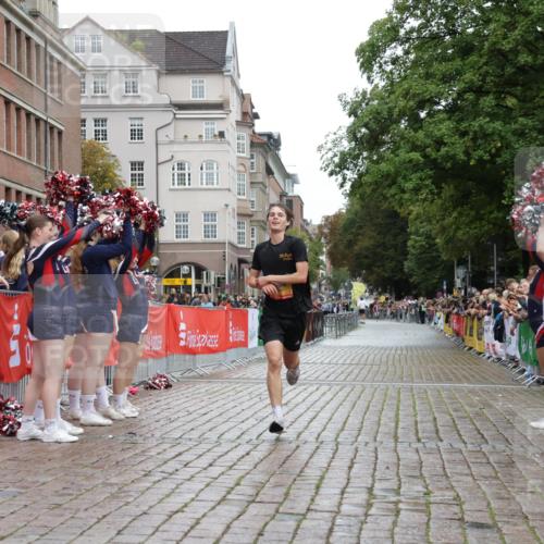 13.09.2026 - Kiel Lauf Yannick Fuchs http://msf.ph/oto/10443934 13.09.2026 12:10:51 Ziel 2457, 2077, 2790, 7264, 1373, 1949, 2327, 4710, 11322, 12191, 61, 2077 meine-sportfotos.de