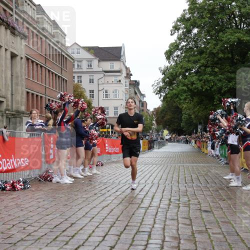 13.09.2026 - Kiel Lauf Yannick Fuchs http://msf.ph/oto/10443946 13.09.2026 12:10:51 Ziel 2457, 2077, 2790, 7264, 1373, 1949, 2327, 4710, 11322, 12191, 61, 2077 meine-sportfotos.de