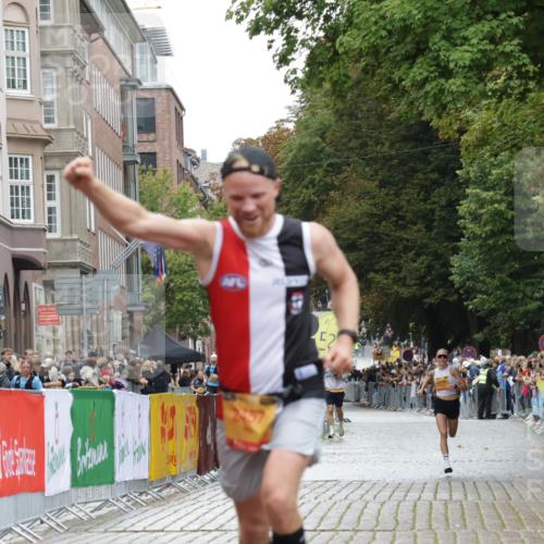 13.09.2026 - Kiel Lauf Yannick Fuchs http://msf.ph/oto/10443966 13.09.2026 12:11:16 Ziel 1373, 1949, 2327, 2457, 4710, 11322, 12191, 2631, 4347 meine-sportfotos.de