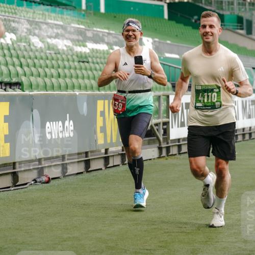 13.09.2026 - 21. swb-Marathon Bremen Michael Burmester http://msf.ph/oto/10443999 13.09.2026 12:44:52 Laufen im Stadion 280, 339, 474, 493, 508, 623, 678, 681, 715, 788, 969, 1264, 1277, 1301, 1335, 1372, 1498, 1696, 1770, 1937, 1975, 2020, 2098, 3092, 3271, 3500, 3609, 4110, 4118, 4328, 4739, 4904, 5092, 5143, 5199, 5369, 5601, 5776, 5996, 6579, 6918, 6973, 7015, 7170, 7206, 7265, 7478, 7715, 7841, 7950, 8028, 8054, 8096, 8850, 8936, 9070, 9129, 9137, 9233, 9306, 9583, 9642, 13063, 13168, 13237, 126, 371, 603, 640, 650, 671, 735, 744, 862, 912, 957, 1136, 1411, 1667, 1822, 1850 meine-sportfotos.de