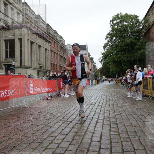 13.09.2026 - Kiel Lauf Yannick Fuchs http://msf.ph/oto/10444000 13.09.2026 12:11:18 Ziel 1373, 1949, 2327, 2457, 4710, 11322, 12191, 2631, 4347 meine-sportfotos.de