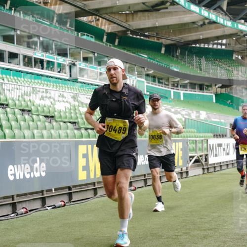 13.09.2026 - 21. swb-Marathon Bremen Michael Burmester http://msf.ph/oto/10444034 13.09.2026 10:28:48 Laufen im Stadion 10142, 10162, 10170, 10183, 10189, 10200, 10223, 10253, 10267, 10270, 10293, 10294, 10316, 10329, 10334, 10348, 10381, 10393, 10421, 10426, 10508, 10525, 10537, 10538, 10544, 10594, 10655, 10709, 10739, 10763, 10770, 10814, 10825, 10835, 10840, 10846, 10860, 10876, 10910, 10917, 10923, 10966, 10993, 11005, 11007, 11018, 11035, 11058, 11076, 11087, 11092, 11109, 11111, 11148, 11170 meine-sportfotos.de