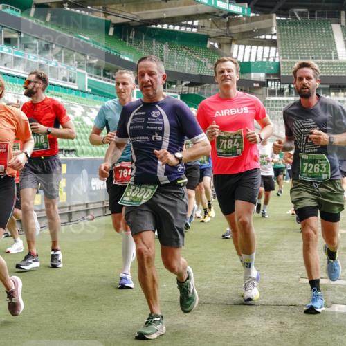 13.09.2026 - 21. swb-Marathon Bremen Michael Burmester http://msf.ph/oto/10444043 13.09.2026 13:07:37 Laufen im Stadion 109, 132, 156, 287, 303, 310, 372, 489, 551, 578, 607, 613, 682, 716, 800, 808, 809, 831, 834, 846, 884, 911, 922, 1083, 1173, 1189, 1205, 1210, 1285, 1322, 1364, 1365, 1369, 1387, 1395, 1437, 1532, 1545, 1574, 1600, 1688, 1823, 1831, 1841, 1848, 1854, 1871, 1909, 1926, 1938, 2003, 2041, 2070, 2090, 2215, 2219, 2229, 2275, 2283, 2318, 2356, 2366, 2405, 2440, 2492, 2565, 2611, 2635, 2699, 2707, 2721, 2727, 2731, 2755, 2782, 2802, 2818, 2831, 2866, 2902, 2911, 2949, 2960 meine-sportfotos.de