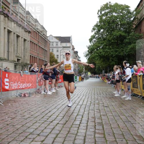 13.09.2026 - Kiel Lauf Yannick Fuchs http://msf.ph/oto/10444061 13.09.2026 12:11:26 Ziel 2631, 1373, 1949, 2327, 2457, 4710, 11322, 12191, 4347, 8609, 11504, 2457 meine-sportfotos.de