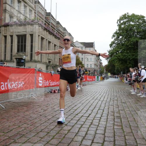 13.09.2026 - Kiel Lauf Yannick Fuchs http://msf.ph/oto/10444087 13.09.2026 12:11:26 Ziel 2631, 1373, 1949, 2327, 2457, 4710, 11322, 12191, 4347, 8609, 11504, 2457 meine-sportfotos.de
