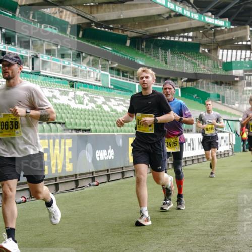13.09.2026 - 21. swb-Marathon Bremen Michael Burmester http://msf.ph/oto/10444136 13.09.2026 10:28:50 Laufen im Stadion 10162, 10170, 10183, 10189, 10200, 10218, 10223, 10253, 10267, 10270, 10293, 10294, 10316, 10329, 10334, 10348, 10381, 10393, 10421, 10426, 10508, 10525, 10537, 10538, 10544, 10594, 10655, 10709, 10739, 10763, 10770, 10814, 10825, 10835, 10840, 10846, 10860, 10876, 10910, 10917, 10923, 10966, 10993, 11005, 11007, 11018, 11035, 11058, 11076, 11087, 11092, 11109, 11111, 11148, 11170 meine-sportfotos.de