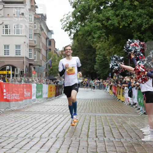 13.09.2026 - Kiel Lauf Yannick Fuchs http://msf.ph/oto/10444166 13.09.2026 12:11:55 Ziel 8209, 8609, 8993, 11504, 2631, 4347, 8609, 3730 meine-sportfotos.de