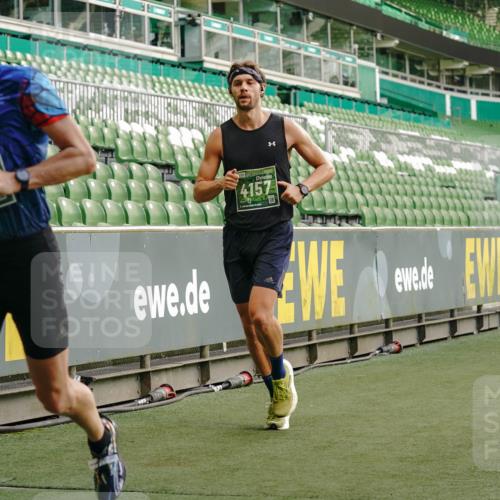 13.09.2026 - 21. swb-Marathon Bremen Michael Burmester http://msf.ph/oto/10444181 13.09.2026 12:45:00 Laufen im Stadion 280, 339, 474, 493, 508, 623, 678, 681, 715, 788, 969, 1017, 1264, 1277, 1301, 1335, 1372, 1498, 1696, 1770, 1937, 1975, 2020, 2098, 3092, 3271, 3500, 3609, 4110, 4118, 4157, 4328, 4739, 4904, 5092, 5143, 5369, 5601, 5776, 5996, 6918, 6973, 7015, 7170, 7206, 7265, 7478, 7715, 7841, 7950, 8028, 8054, 8096, 8850, 8936, 9070, 9129, 9137, 9273, 9306, 9583, 9642, 13063, 13168, 13237, 126, 371, 603, 640, 650, 671, 735, 744, 912, 957, 1136, 1411, 1667, 1822, 1850 meine-sportfotos.de