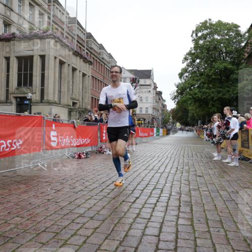13.09.2026 - Kiel Lauf Yannick Fuchs http://msf.ph/oto/10444196 13.09.2026 12:11:57 Ziel 8209, 8993, 2631, 4347, 8609, 8993, 11504, 3730, 2631 meine-sportfotos.de