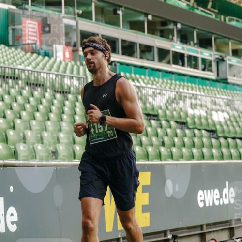 13.09.2026 - 21. swb-Marathon Bremen Michael Burmester http://msf.ph/oto/10444249 13.09.2026 12:45:01 Laufen im Stadion 280, 339, 474, 493, 508, 623, 678, 681, 715, 788, 969, 1017, 1264, 1277, 1301, 1335, 1372, 1498, 1696, 1770, 1863, 1937, 1975, 2020, 2084, 2098, 3092, 3271, 3500, 3609, 4110, 4118, 4157, 4328, 4739, 4904, 5092, 5143, 5369, 5601, 5776, 5996, 6918, 6973, 7015, 7170, 7206, 7265, 7478, 7715, 7841, 8028, 8054, 8096, 8850, 8936, 9070, 9129, 9137, 9273, 9306, 9583, 9642, 13063, 13168, 13237, 126, 371, 603, 640, 650, 671, 735, 744, 912, 957, 1136, 1411, 1667, 1822, 1850 meine-sportfotos.de