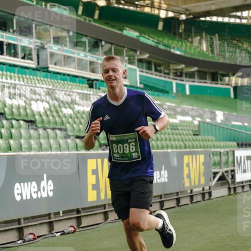 13.09.2026 - 21. swb-Marathon Bremen Michael Burmester http://msf.ph/oto/10444280 13.09.2026 12:45:08 Laufen im Stadion 280, 339, 474, 493, 508, 623, 678, 681, 715, 788, 969, 1017, 1264, 1277, 1301, 1335, 1372, 1498, 1696, 1770, 1863, 1937, 1975, 2020, 2084, 2098, 3092, 3271, 3609, 4110, 4118, 4157, 4328, 4739, 4904, 5092, 5143, 5369, 5776, 5996, 6918, 6973, 7015, 7206, 7265, 7336, 7478, 7715, 8028, 8054, 8096, 8756, 8936, 9070, 9129, 9137, 9273, 9306, 9583, 9642, 13063, 13168, 13237, 126, 371, 603, 640, 650, 671, 735, 744, 912, 957, 1136, 1411, 1667, 1822, 1850 meine-sportfotos.de