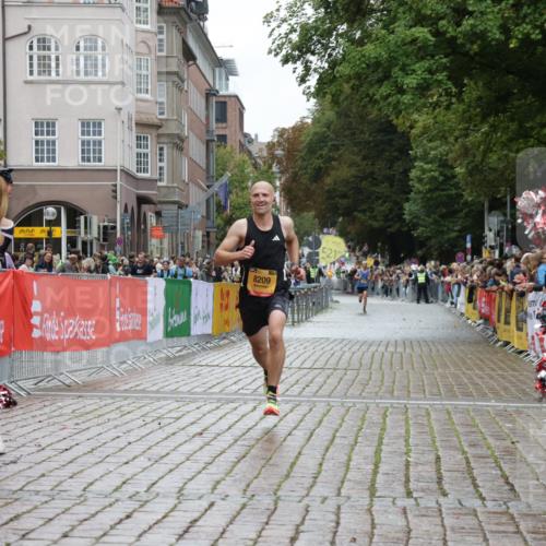 13.09.2026 - Kiel Lauf Yannick Fuchs http://msf.ph/oto/10444333 13.09.2026 12:12:14 Ziel 3730, 8209, 8609, 8993, 11504, 4347 meine-sportfotos.de