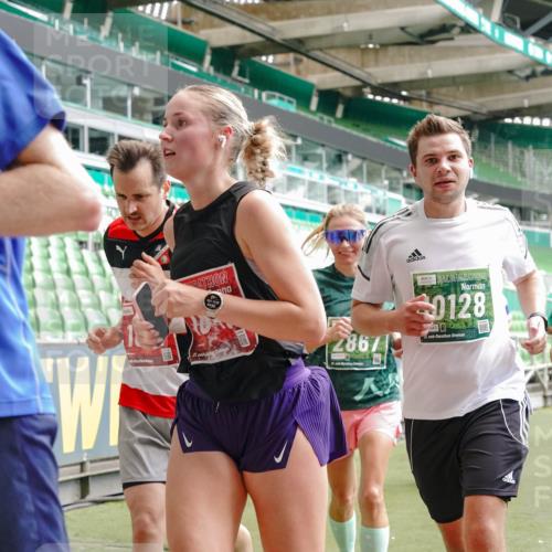 13.09.2026 - 21. swb-Marathon Bremen Michael Burmester http://msf.ph/oto/10444385 13.09.2026 13:07:43 Laufen im Stadion 132, 156, 303, 310, 372, 489, 551, 607, 682, 716, 800, 808, 809, 831, 834, 846, 884, 911, 922, 1083, 1173, 1189, 1205, 1210, 1285, 1289, 1322, 1364, 1365, 1369, 1387, 1395, 1437, 1532, 1545, 1559, 1574, 1600, 1688, 1823, 1831, 1841, 1848, 1854, 1871, 1899, 1909, 1926, 1938, 2003, 2041, 2070, 2090, 2215, 2219, 2229, 2275, 2283, 2318, 2356, 2366, 2405, 2440, 2492, 2565, 2611, 2635, 2699, 2707, 2721, 2727, 2731, 2755, 2782, 2802, 2818, 2831, 2866, 2902, 2911, 2949, 2960 meine-sportfotos.de