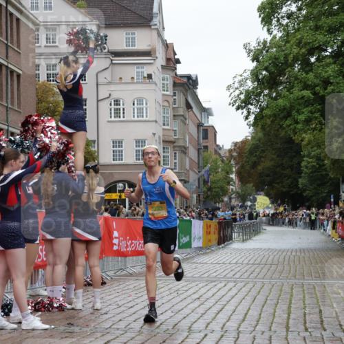 13.09.2026 - Kiel Lauf Yannick Fuchs http://msf.ph/oto/10444423 13.09.2026 12:12:28 Ziel 3730, 9390, 8209, 8993, 11504 meine-sportfotos.de