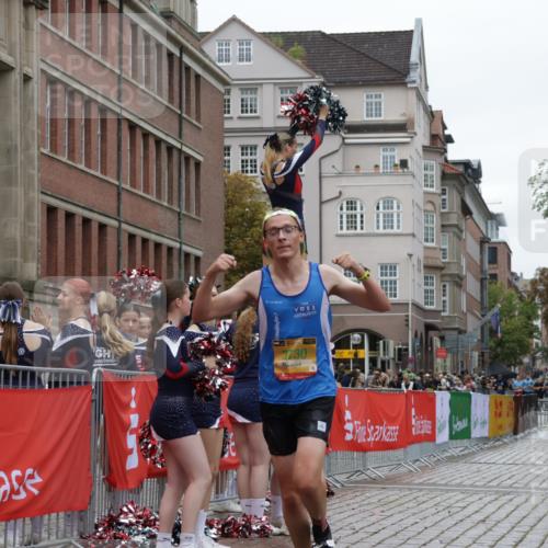 13.09.2026 - Kiel Lauf Yannick Fuchs http://msf.ph/oto/10444445 13.09.2026 12:12:29 Ziel 3730, 9390, 8209, 8993 meine-sportfotos.de