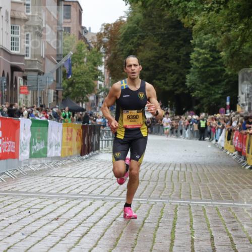 13.09.2026 - Kiel Lauf Yannick Fuchs http://msf.ph/oto/10444492 13.09.2026 12:13:07 Ziel 11809, 9390, 902, 3290, 10470 meine-sportfotos.de