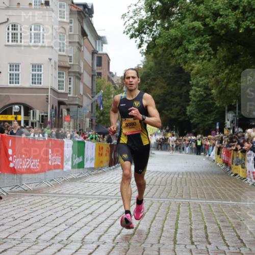 13.09.2026 - Kiel Lauf Yannick Fuchs http://msf.ph/oto/10444507 13.09.2026 12:13:08 Ziel 11809, 9390, 902, 3290, 10470 meine-sportfotos.de