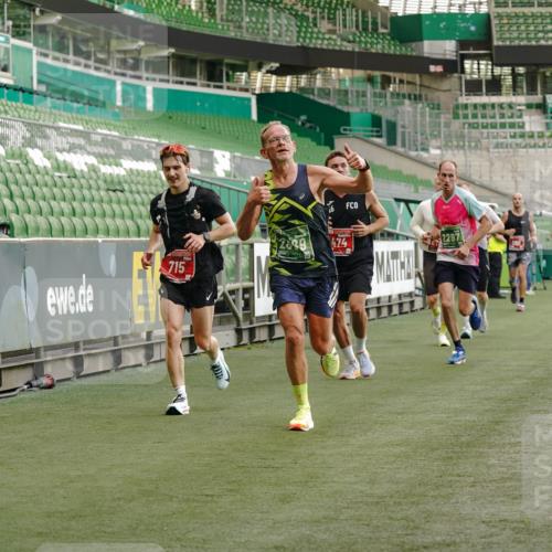 13.09.2026 - 21. swb-Marathon Bremen Michael Burmester http://msf.ph/oto/10444591 13.09.2026 12:45:24 Laufen im Stadion 195, 280, 339, 474, 493, 508, 623, 678, 681, 697, 715, 788, 969, 1017, 1034, 1181, 1241, 1264, 1277, 1301, 1335, 1498, 1696, 1770, 1863, 1937, 1975, 2020, 2084, 2098, 2297, 2889, 3092, 3271, 3609, 4110, 4118, 4157, 4328, 5092, 5719, 5996, 6918, 6973, 7015, 7206, 7265, 7336, 7478, 7715, 8028, 8054, 8096, 8319, 8325, 8331, 8670, 8756, 8936, 9070, 9129, 9137, 9273, 9306, 9495, 9583, 9642, 13063, 13168, 13237, 371, 439, 650, 744, 957, 1411, 1667, 1822, 1850 meine-sportfotos.de