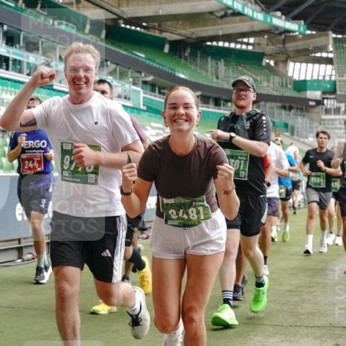13.09.2026 - 21. swb-Marathon Bremen Michael Burmester http://msf.ph/oto/10444615 13.09.2026 13:07:46 Laufen im Stadion 132, 156, 303, 310, 372, 489, 551, 607, 682, 716, 800, 808, 809, 831, 834, 846, 884, 911, 922, 1083, 1124, 1173, 1189, 1205, 1210, 1285, 1289, 1322, 1364, 1365, 1369, 1387, 1395, 1437, 1532, 1545, 1559, 1600, 1688, 1823, 1831, 1841, 1848, 1854, 1871, 1899, 1926, 1938, 2003, 2041, 2070, 2090, 2215, 2219, 2229, 2275, 2283, 2318, 2356, 2366, 2405, 2440, 2492, 2565, 2611, 2635, 2699, 2707, 2721, 2727, 2731, 2755, 2782, 2802, 2818, 2831, 2866, 2902, 2911, 2930, 2949, 2960 meine-sportfotos.de