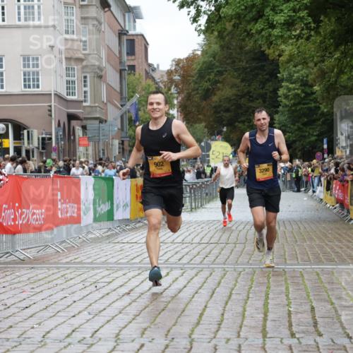 13.09.2026 - Kiel Lauf Yannick Fuchs http://msf.ph/oto/10444631 13.09.2026 12:13:40 Ziel 663, 10008, 10927, 902, 3290, 10470, 2109, 10160, 10208, 11809 meine-sportfotos.de