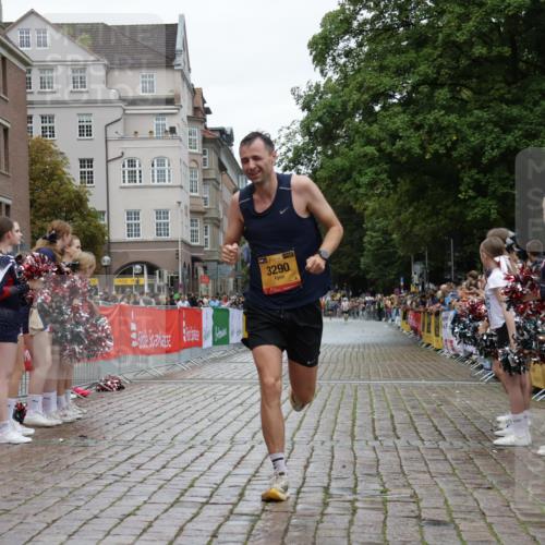 13.09.2026 - Kiel Lauf Yannick Fuchs http://msf.ph/oto/10444665 13.09.2026 12:13:43 Ziel 663, 10008, 10160, 10927, 902, 3290, 10470, 2109, 10208, 11809 meine-sportfotos.de