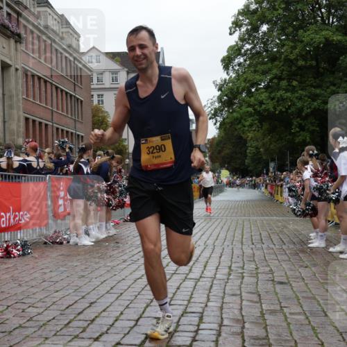 13.09.2026 - Kiel Lauf Yannick Fuchs http://msf.ph/oto/10444692 13.09.2026 12:13:44 Ziel 663, 10008, 10160, 10927, 902, 3290, 10470, 2109, 10208, 11809 meine-sportfotos.de