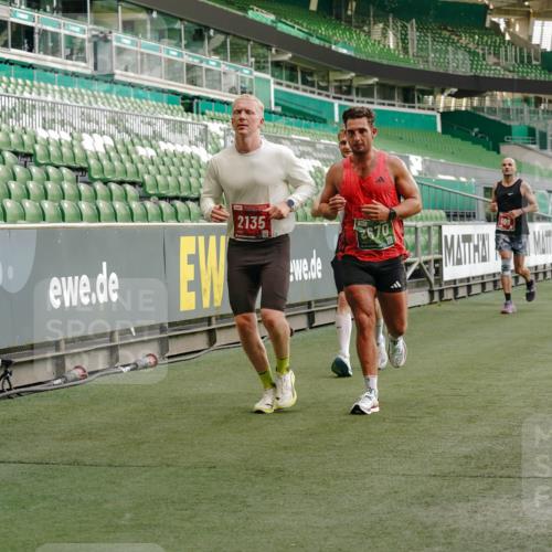 13.09.2026 - 21. swb-Marathon Bremen Michael Burmester http://msf.ph/oto/10444748 13.09.2026 12:45:29 Laufen im Stadion 195, 280, 339, 474, 493, 508, 567, 678, 681, 697, 715, 788, 1017, 1034, 1181, 1241, 1264, 1277, 1301, 1335, 1498, 1696, 1863, 1937, 1975, 2020, 2084, 2098, 2297, 2889, 3092, 3271, 3609, 4110, 4118, 4157, 4328, 5092, 5719, 5996, 6918, 6973, 7015, 7206, 7265, 7336, 7478, 7715, 8028, 8054, 8096, 8319, 8325, 8331, 8670, 8701, 8756, 8936, 9070, 9129, 9137, 9273, 9306, 9495, 9583, 9642, 13063, 13168, 13237, 371, 439, 650, 957, 1411, 1667, 1822, 1850 meine-sportfotos.de