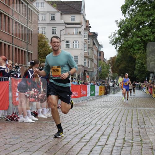 13.09.2026 - Kiel Lauf Yannick Fuchs http://msf.ph/oto/10444841 13.09.2026 12:14:05 Ziel 10208, 663, 2109, 10008, 10160, 10927, 6182, 9253, 10912 meine-sportfotos.de
