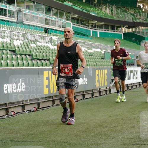 13.09.2026 - 21. swb-Marathon Bremen Michael Burmester http://msf.ph/oto/10444855 13.09.2026 12:45:33 Laufen im Stadion 195, 280, 339, 474, 493, 508, 567, 678, 681, 697, 715, 788, 1017, 1034, 1181, 1241, 1264, 1277, 1301, 1335, 1498, 1696, 1863, 1937, 1975, 2020, 2084, 2098, 2297, 2889, 3092, 3271, 3609, 4110, 4118, 4157, 4328, 5092, 5719, 5996, 6918, 6973, 7015, 7206, 7265, 7336, 7478, 7715, 8028, 8054, 8096, 8319, 8325, 8331, 8670, 8701, 8756, 8936, 9070, 9129, 9137, 9273, 9306, 9495, 9583, 9642, 13063, 13168, 13237, 439, 650, 957, 1411, 1667, 1822, 1850 meine-sportfotos.de