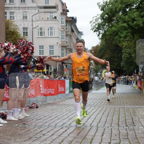 13.09.2026 - Kiel Lauf Yannick Fuchs http://msf.ph/oto/10444887 13.09.2026 12:14:11 Ziel 6182, 663, 2109, 10008, 10160, 10208, 10927, 2565, 9253, 10912, 11085, 10927 meine-sportfotos.de