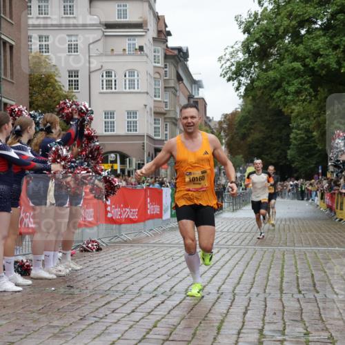13.09.2026 - Kiel Lauf Yannick Fuchs http://msf.ph/oto/10444894 13.09.2026 12:14:11 Ziel 6182, 663, 2109, 10008, 10160, 10208, 10927, 2565, 9253, 10912, 11085, 10927 meine-sportfotos.de