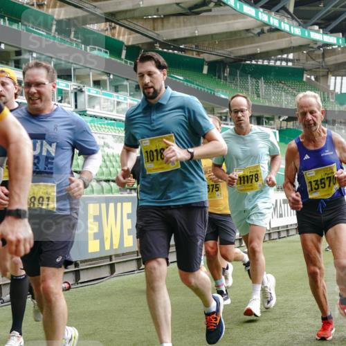 13.09.2026 - 21. swb-Marathon Bremen Michael Burmester http://msf.ph/oto/10444918 13.09.2026 10:29:03 Laufen im Stadion 10162, 10170, 10183, 10189, 10200, 10218, 10223, 10253, 10267, 10270, 10293, 10294, 10316, 10329, 10334, 10348, 10381, 10393, 10421, 10426, 10467, 10508, 10525, 10537, 10538, 10544, 10585, 10594, 10655, 10709, 10734, 10739, 10761, 10763, 10770, 10814, 10825, 10827, 10835, 10840, 10846, 10876, 10910, 10917, 10923, 10966, 10993, 11005, 11007, 11018, 11035, 11058, 11076, 11087, 11092, 11109, 11111, 11170 meine-sportfotos.de
