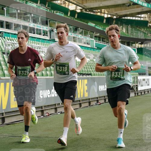 13.09.2026 - 21. swb-Marathon Bremen Michael Burmester http://msf.ph/oto/10444940 13.09.2026 12:45:36 Laufen im Stadion 195, 280, 339, 474, 493, 508, 567, 678, 681, 697, 715, 788, 1017, 1034, 1181, 1241, 1264, 1277, 1301, 1335, 1696, 1863, 1937, 1975, 2020, 2084, 2297, 2889, 3092, 3271, 3609, 4110, 4118, 4157, 4328, 5092, 5238, 5674, 5719, 5996, 6918, 6973, 7015, 7206, 7265, 7336, 7478, 7715, 8028, 8054, 8096, 8319, 8325, 8331, 8670, 8701, 8756, 8936, 9070, 9129, 9137, 9273, 9306, 9495, 9583, 9642, 13063, 13168, 13237, 439, 957, 1411, 1667, 1822, 1850 meine-sportfotos.de