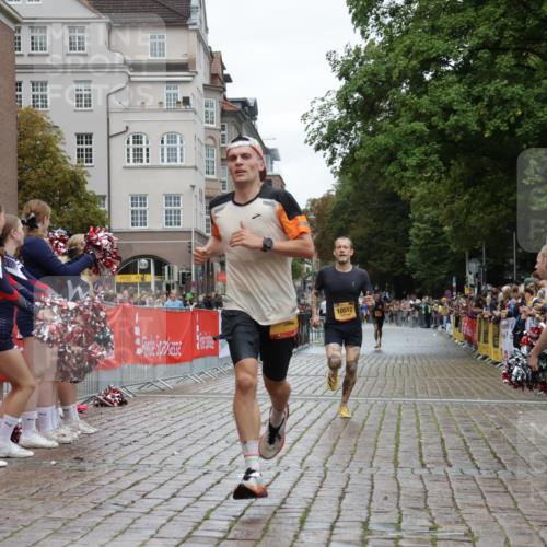 13.09.2026 - Kiel Lauf Yannick Fuchs http://msf.ph/oto/10444967 13.09.2026 12:14:15 Ziel 6182, 9253, 10912, 663, 2109, 10008, 10160, 10208, 2565, 11085, 10008, 10927 meine-sportfotos.de