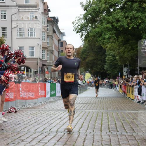 13.09.2026 - Kiel Lauf Yannick Fuchs http://msf.ph/oto/10444984 13.09.2026 12:14:16 Ziel 6182, 9253, 10912, 663, 2109, 10008, 10160, 10208, 2565, 11085, 10008, 10927 meine-sportfotos.de