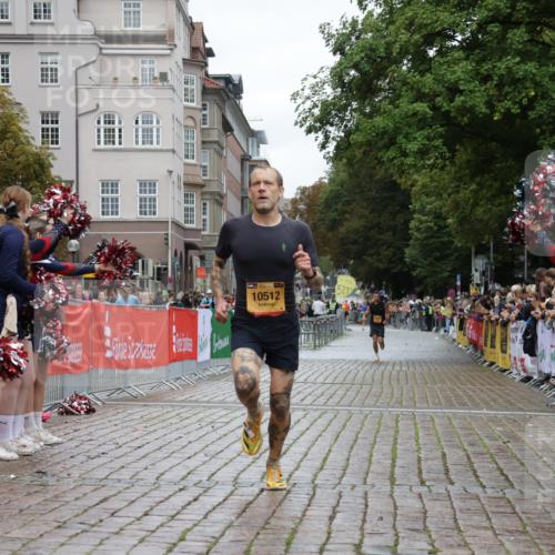 13.09.2026 - Kiel Lauf Yannick Fuchs http://msf.ph/oto/10444987 13.09.2026 12:14:16 Ziel 6182, 9253, 10912, 663, 2109, 10008, 10160, 10208, 2565, 11085, 10008, 10927 meine-sportfotos.de
