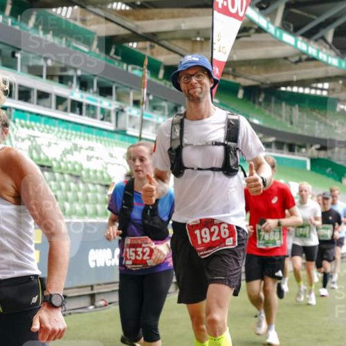 13.09.2026 - 21. swb-Marathon Bremen Michael Burmester http://msf.ph/oto/10445018 13.09.2026 13:07:52 Laufen im Stadion 132, 156, 310, 372, 489, 551, 607, 682, 716, 800, 808, 809, 831, 834, 846, 884, 911, 922, 1083, 1124, 1173, 1189, 1205, 1210, 1285, 1289, 1322, 1364, 1369, 1387, 1395, 1437, 1532, 1545, 1559, 1600, 1688, 1831, 1841, 1848, 1854, 1871, 1899, 1926, 1938, 2003, 2041, 2070, 2090, 2215, 2219, 2229, 2275, 2283, 2318, 2366, 2380, 2405, 2440, 2467, 2492, 2565, 2611, 2635, 2699, 2707, 2721, 2727, 2731, 2755, 2782, 2802, 2818, 2831, 2841, 2866, 2897, 2902, 2911, 2930, 2949, 2960 meine-sportfotos.de