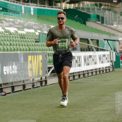 13.09.2026 - 21. swb-Marathon Bremen Michael Burmester http://msf.ph/oto/10445038 13.09.2026 12:45:41 Laufen im Stadion 195, 280, 339, 474, 493, 508, 567, 681, 697, 715, 788, 1017, 1034, 1181, 1241, 1264, 1277, 1301, 1335, 1696, 1863, 1937, 1975, 2020, 2084, 2087, 2297, 2889, 3092, 3271, 3609, 4110, 4118, 4157, 4328, 5092, 5238, 5283, 5674, 5719, 5996, 6918, 6973, 7206, 7265, 7336, 7478, 7715, 8028, 8054, 8096, 8319, 8325, 8331, 8670, 8701, 8756, 8936, 9070, 9129, 9137, 9273, 9306, 9495, 9583, 9642, 13063, 13168, 13237, 439, 1411, 1667, 1822, 1850 meine-sportfotos.de
